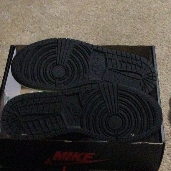 Air jordan Nike retro 1 high og gs - Picture 3 of 4